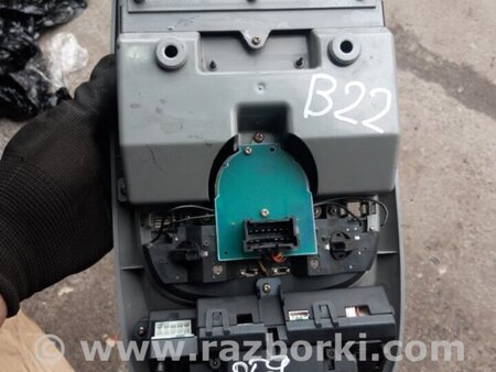 ФОТО Плафон освещения основной для KIA Sorento 1 BL (02-09) Київ