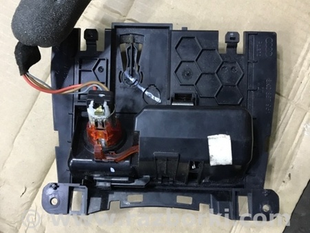 ФОТО Бардачок для Audi (Ауди) Q5 I 8R (08-17) Київ