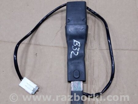 ФОТО Замок ремня безопасности для Subaru Tribeca B9 (05-08) Київ