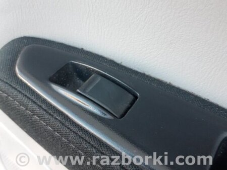 ФОТО Кнопка стеклоподъемника задняя правая для Subaru Forester SG S11 (02-08) Київ