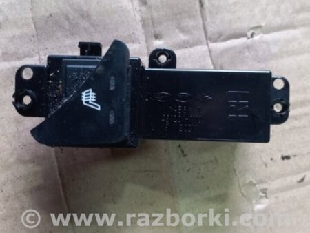 ФОТО Кнопка подогрева сидений правая для KIA Sportage SL (10-16) Київ