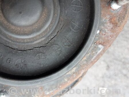 ФОТО Опора стойки передняя левая для Subaru Forester SG S11 (02-08) Київ