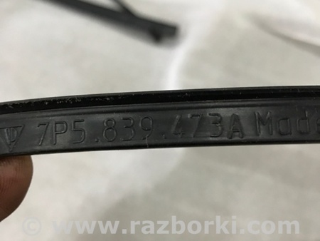 ФОТО Уплотнитель стекла двери для Porsche Cayenne Type 958 (10-18) Киев
