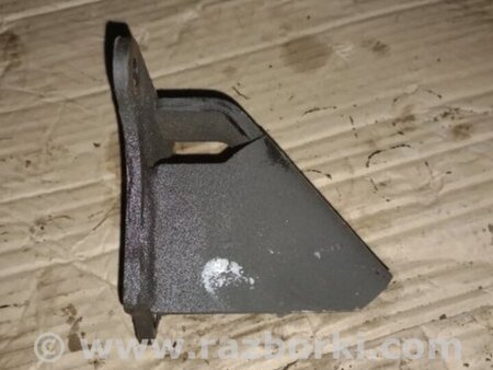 ФОТО Кронштейн правый для KIA Sorento 1 BL (02-09) Київ