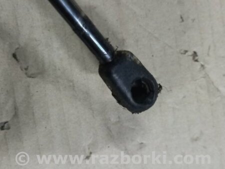 ФОТО Амортизатор багажника правый для KIA Sorento 1 BL (02-09) Київ