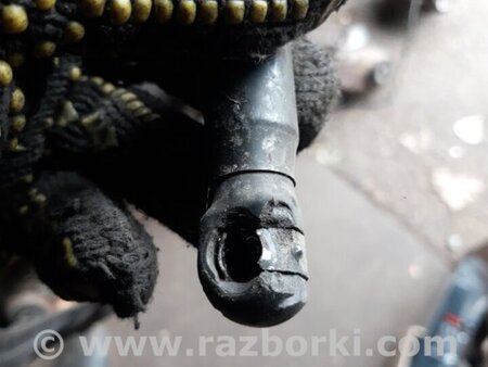 ФОТО Амортизатор капота для KIA Sorento 1 BL (02-09) Київ