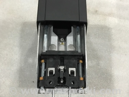 ФОТО Кронштейн для Audi (Ауди) A3 8V1, 8VA, 8V7, 8VS (03.2012-...) Киев