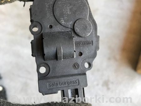 ФОТО Сервопривод заслонок печки для Porsche Cayenne Type 958 (10-18) Киев