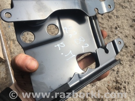 ФОТО Кронштейн передний правый для Subaru Outback III BP/BL (03-09) Київ