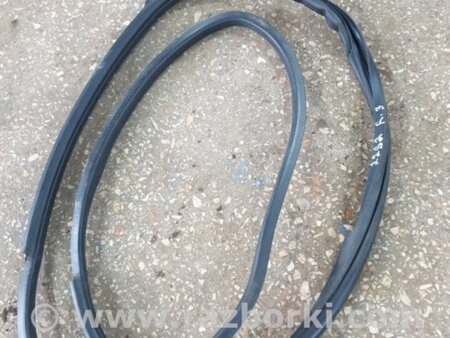 ФОТО Уплотнительная резинка задняя правая для Subaru Outback III BP/BL (03-09) Київ