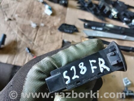 ФОТО Кнопка передняя правая для KIA Sorento 1 BL (02-09) Київ