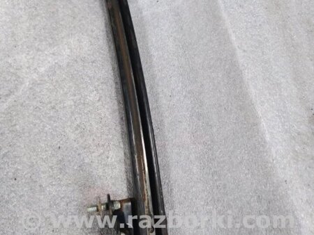 ФОТО Направляющая стекла передняя правая для Subaru Legacy IV BL/BP (03-09) Київ