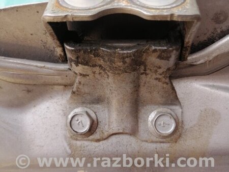 ФОТО Петля багажника задняя правая для Subaru Legacy IV BL/BP (03-09) Київ