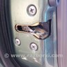 Замок двери передний левый Subaru Forester SG S11 (02-08)