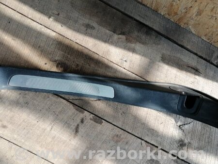 ФОТО Накладка на порог в салоне задняя правая для Subaru Legacy IV BL/BP (03-09) Київ