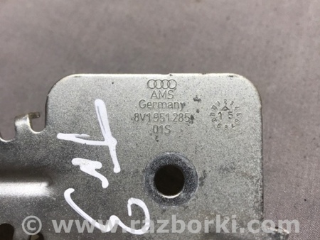 ФОТО Кронштейн для Audi (Ауди) A3 8V1, 8VA, 8V7, 8VS (03.2012-...) Киев