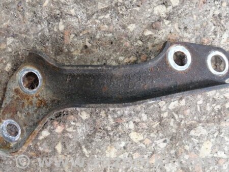 ФОТО Кронштейн правый для Subaru Legacy IV BL/BP (03-09) Київ