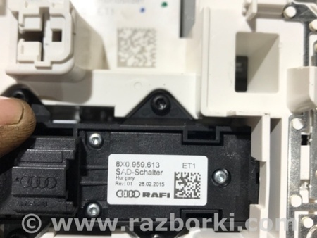 ФОТО Плафон подсветки салона для Audi (Ауди) A3 8V1, 8VA, 8V7, 8VS (03.2012-...) Киев