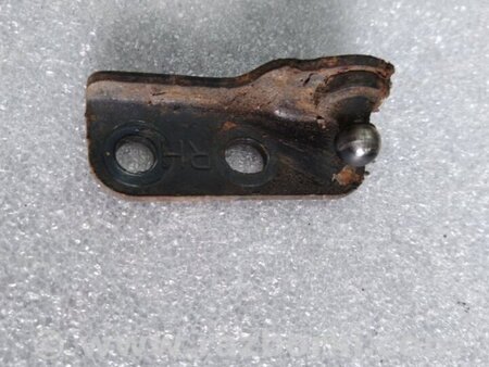 ФОТО Кронштейн правый для KIA Sorento 1 BL (02-09) Київ