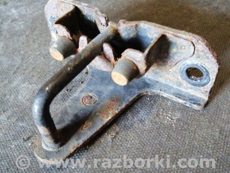 ФОТО Петля замка для Subaru Outback III BP/BL (03-09) Київ