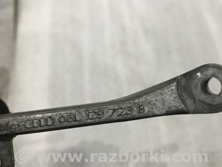 ФОТО Кронштейн для Audi (Ауди) A4 B8 - 8K2, 8K5 (08.2007-11.2015) Киев