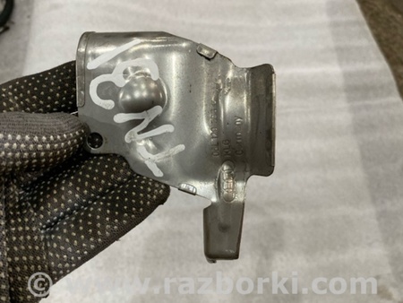 ФОТО Кронштейн для Audi (Ауди) A4 B8 - 8K2, 8K5 (08.2007-11.2015) Киев