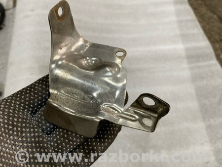 ФОТО Кронштейн для Audi (Ауди) A4 B8 - 8K2, 8K5 (08.2007-11.2015) Киев
