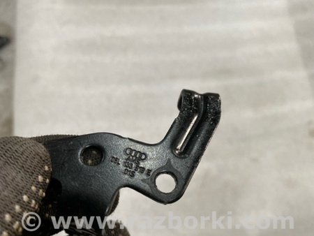 ФОТО Кронштейн для Audi (Ауди) A4 B8 - 8K2, 8K5 (08.2007-11.2015) Киев