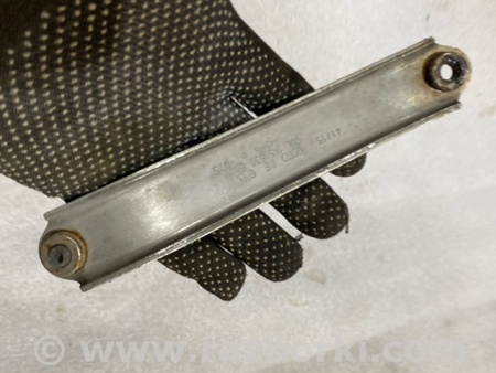 ФОТО Кронштейн для Audi (Ауди) A4 B8 - 8K2, 8K5 (08.2007-11.2015) Киев