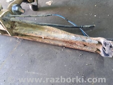 ФОТО Фаркоп для Subaru Forester SG S11 (02-08) Київ