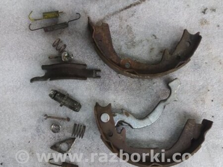 ФОТО Комплект колодок и механизмов ручного торомоза для Subaru Outback III BP/BL (03-09) Київ
