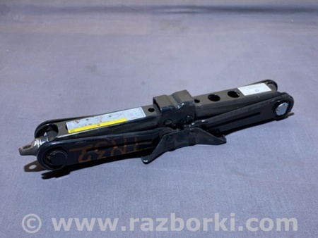 ФОТО Домкрат для Audi (Ауди) A4 B8 - 8K2, 8K5 (08.2007-11.2015) Киев