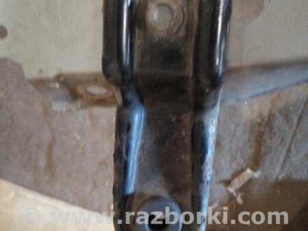 ФОТО Крепление радиатора для Subaru Tribeca B9 (05-08) Київ