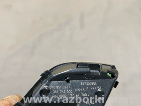 ФОТО Кнопки на руль для Audi (Ауди) A4 B8 - 8K2, 8K5 (08.2007-11.2015) Киев