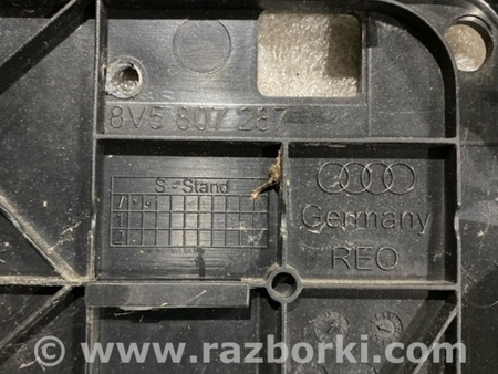 ФОТО Площадка номерного знака для Audi (Ауди) A3 8V1, 8VA, 8V7, 8VS (03.2012-...) Киев