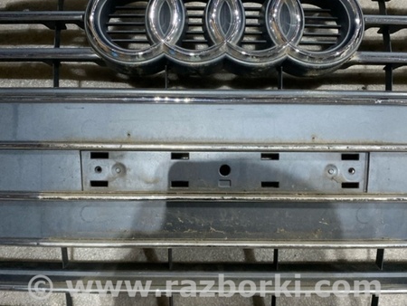 ФОТО Решетка в бампер для Audi (Ауди) A4 B8 - 8K2, 8K5 (08.2007-11.2015) Киев