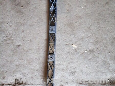 ФОТО Кронштейн задний для Audi (Ауди) A6 C7 4G (11-18) Київ