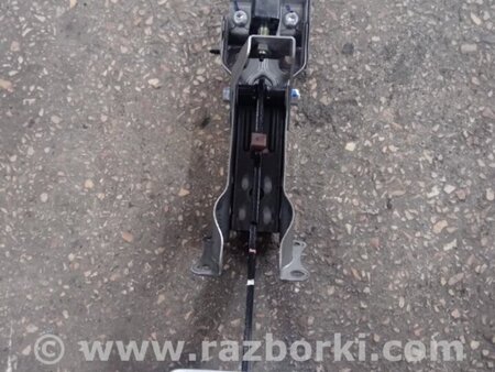 ФОТО Педаль тормоза для Subaru Legacy IV BL/BP (03-09) Київ