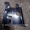 Кронштейн правый Subaru Legacy IV BL/BP (03-09)