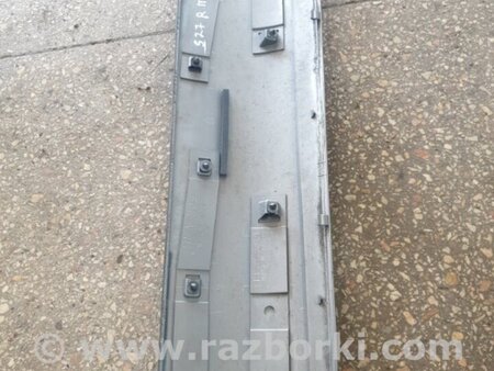 ФОТО Накладка на дверь передняя правая для Subaru Forester SG S11 (02-08) Київ