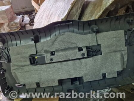 ФОТО Обшивка крышки багажника для Audi (Ауди) Q5 I 8R (08-17) Київ