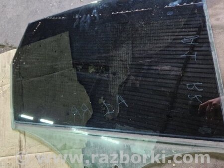 ФОТО Стекло задней правой двери для Audi (Ауди) Q5 I 8R (08-17) Київ