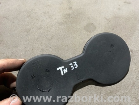 ФОТО Вкладыш подстаканника для Audi (Ауди) A5 8T (03.2007-11.2016) Киев