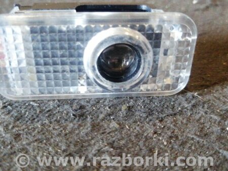 ФОТО Плафон передний правый для Audi (Ауди) A6 C7 4G (11-18) Київ