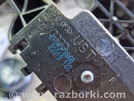 ФОТО Кронштейн передний правый для Audi (Ауди) Q5 I 8R (08-17) Київ