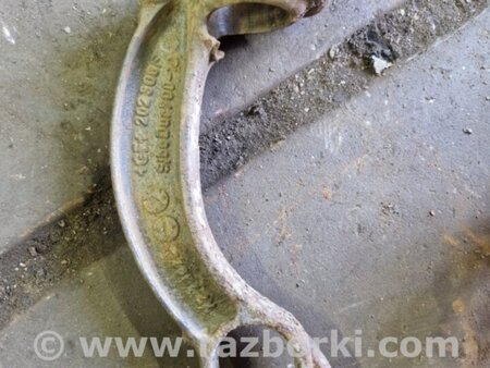 ФОТО Кронштейн передний левый для Audi (Ауди) Q5 I 8R (08-17) Київ