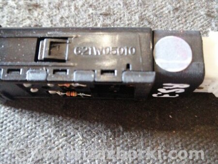 ФОТО Кнопка подогрева сидений правая для KIA Sorento 1 BL (02-09) Київ