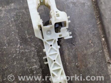 ФОТО Кронштейн ручки дверной задний левый для KIA Sportage SL (10-16) Київ