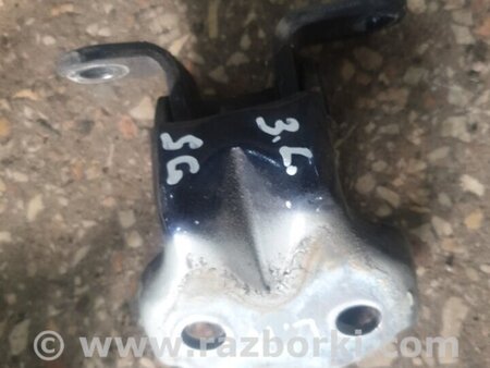 ФОТО Петля двери задняя левая для Subaru Forester SG S11 (02-08) Київ