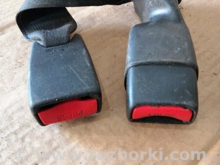 ФОТО Замок Ремня Безопасности задний для Subaru Legacy IV BL/BP (03-09) Київ